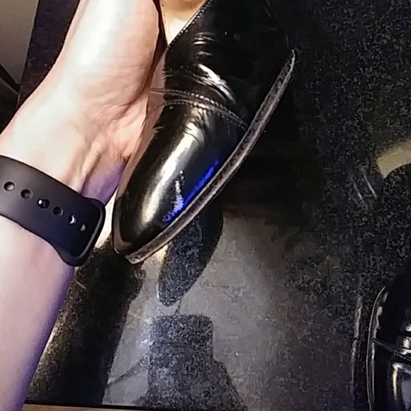 Black Ferragamo shoes - Picture 6 of 8